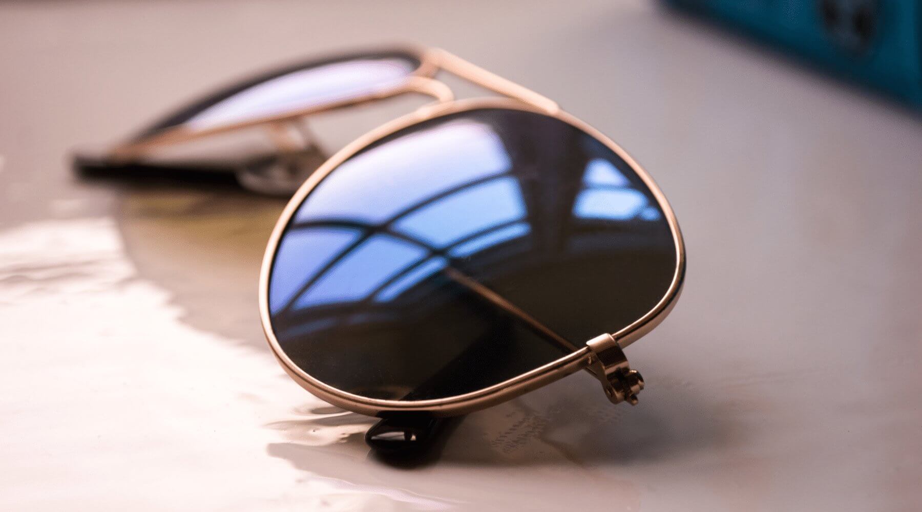 Polarized vs. Non-Polarized Sunglasses: What’s the Difference?