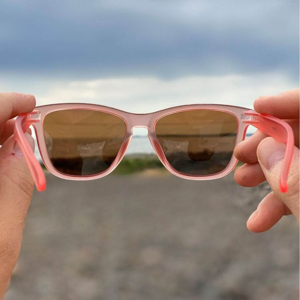 Zerpico CHERRY - Blush Pink MooD Wayfarer Sunglasses - Lifestyle Inside View